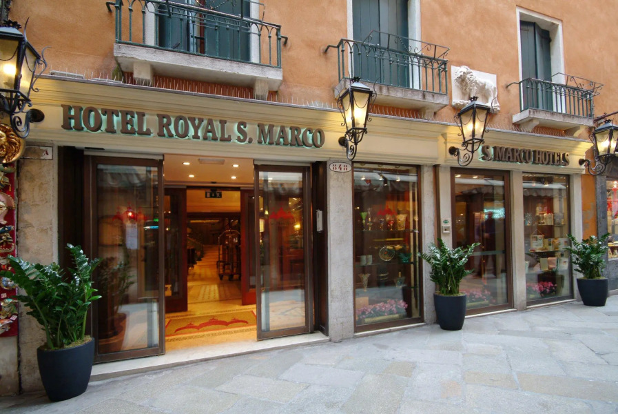 Отель Royal San Marco 