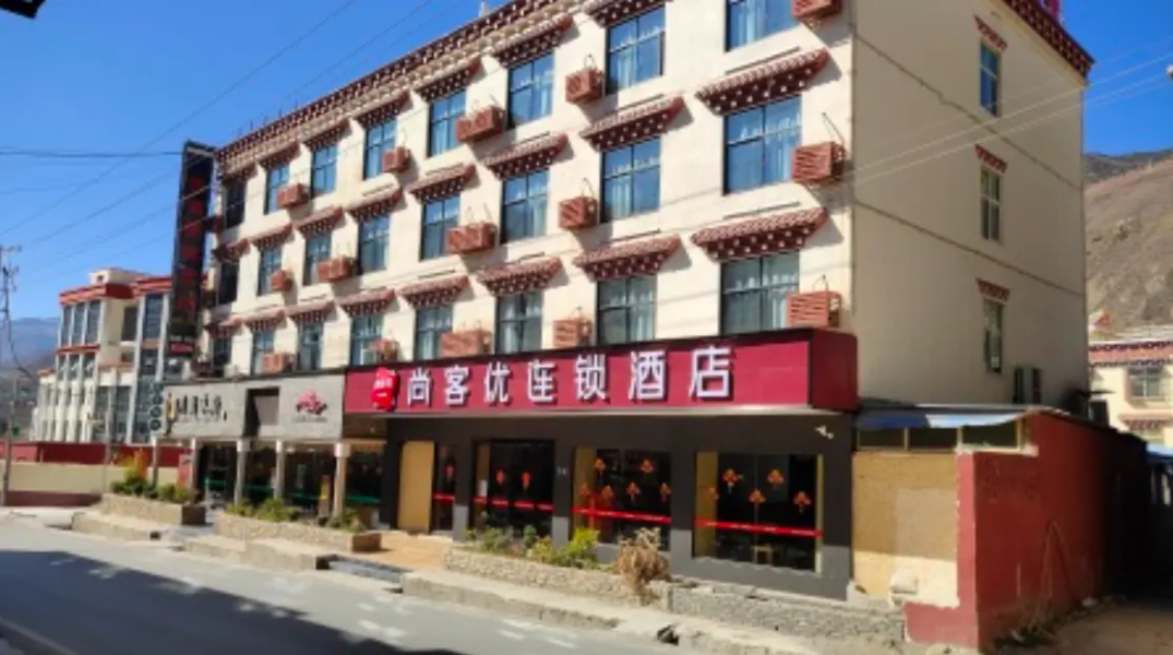 Thank Inn Sichuan Ganzi Batang County Taoyuan Road