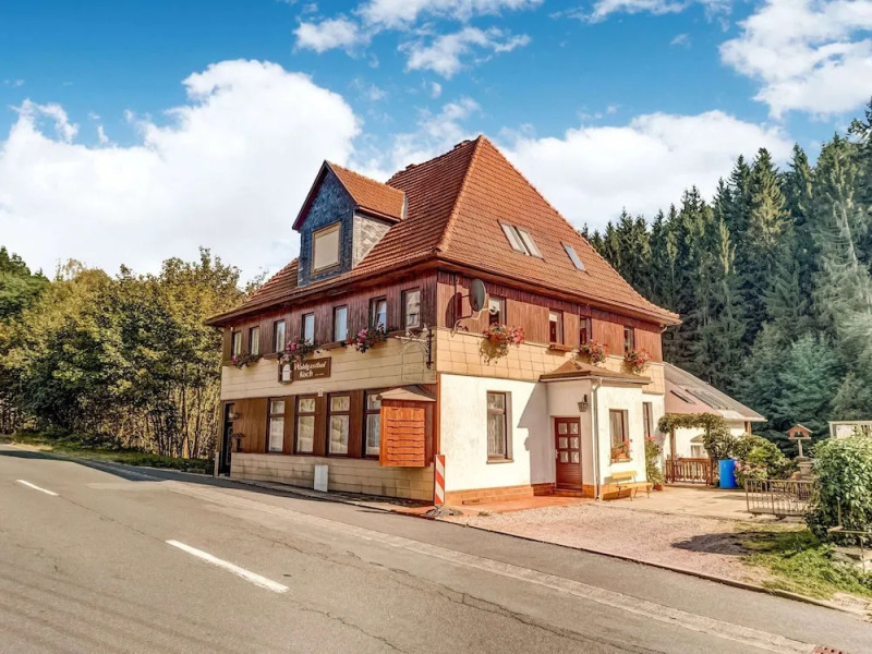 Rustic Black Forest Getaway