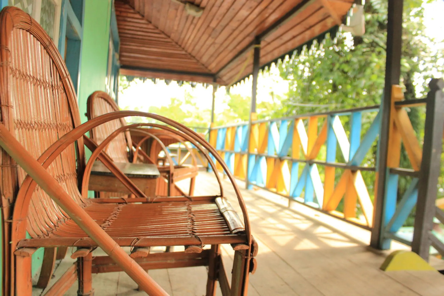 Lake View Resort