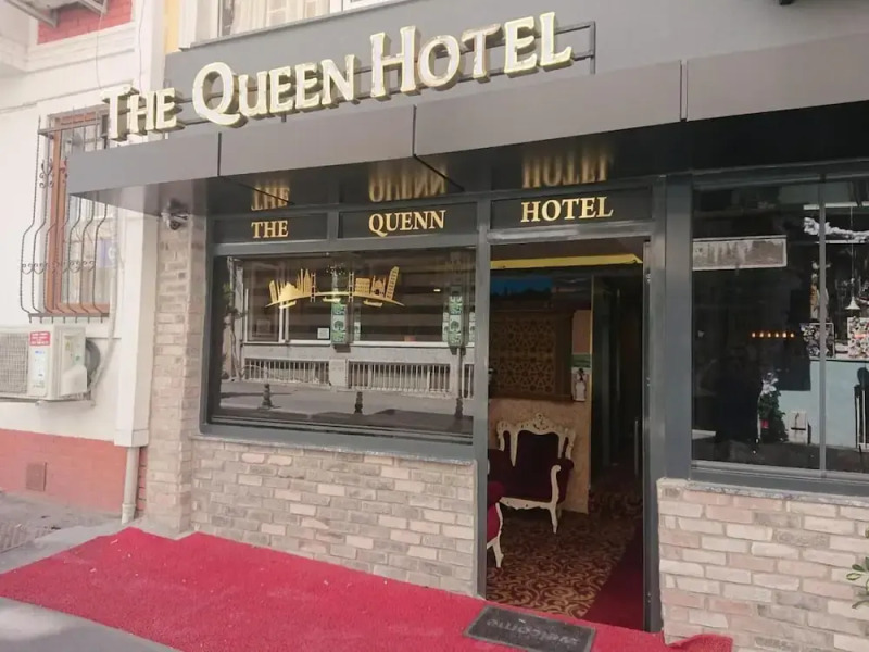 Queen Hotel
