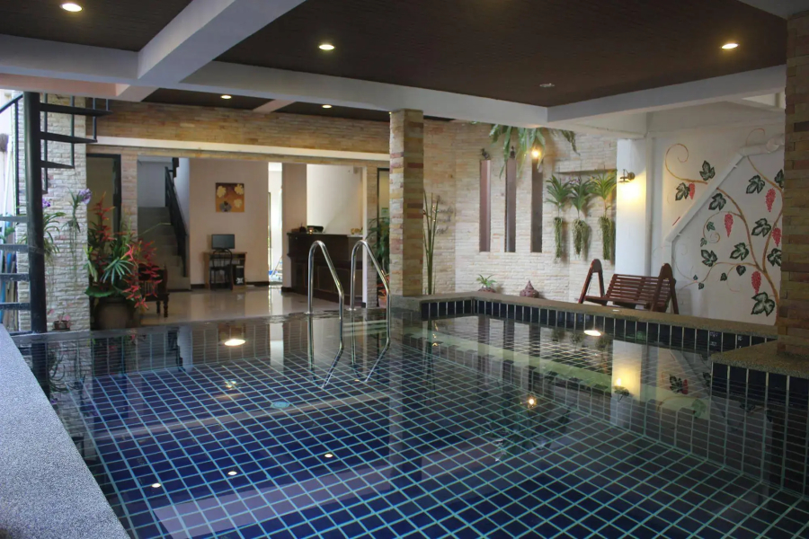 Ice Kamala Beach Hotel