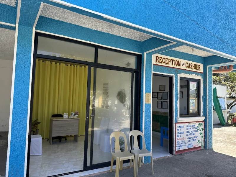 Emmalyn's Paradise Resort