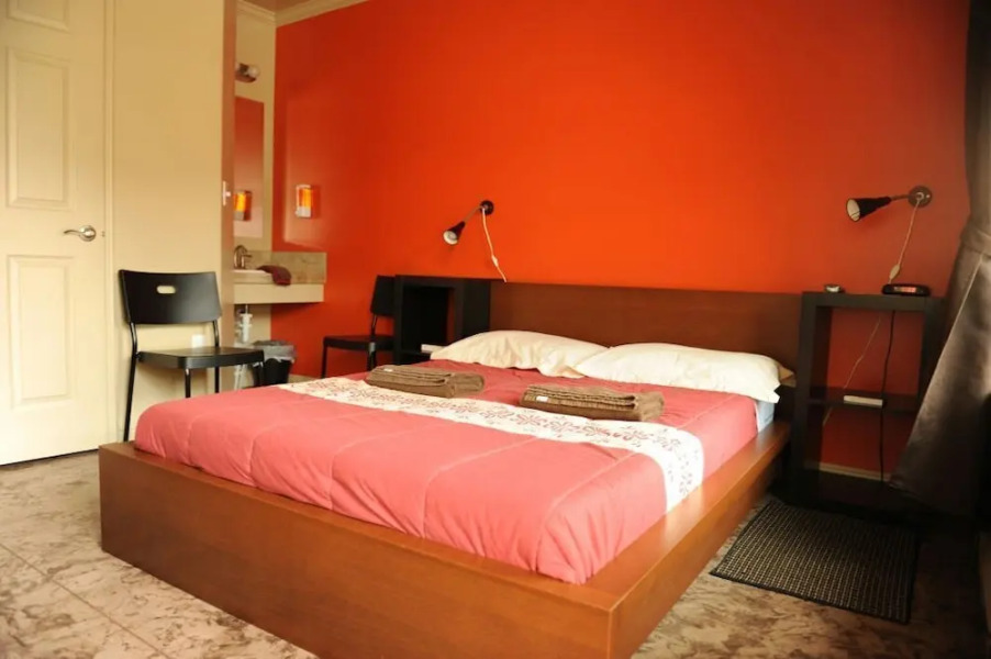 Camelot Inn at Honeyville