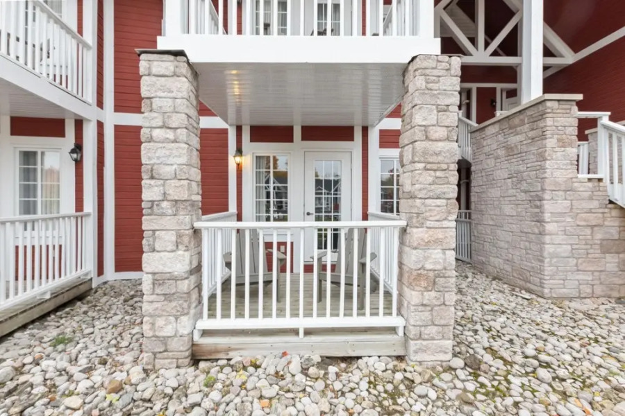 Horseshoe Valley Condos