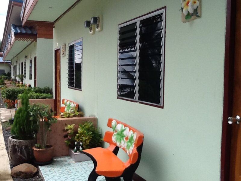 Bansuanchokdee Hotel