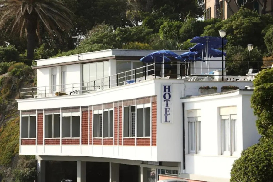 Hotel La Scogliera