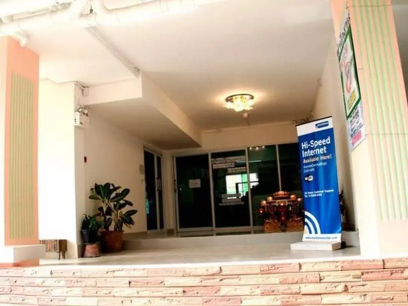 5-Eleven Court and Condo