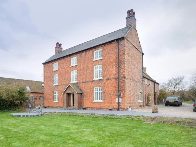 Blackgreaves Farmhouse