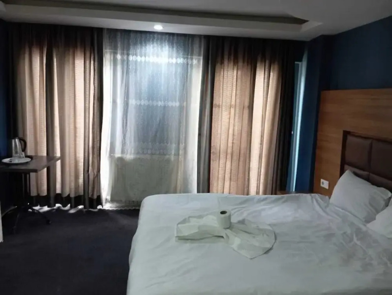 Elite Brand Hotel