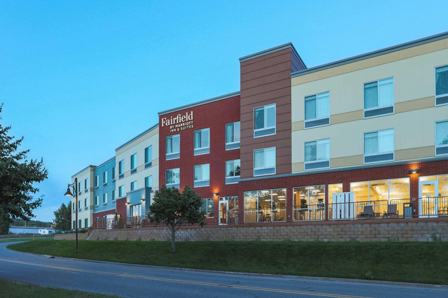 Fairfield Inn & Suites by Marriott Marquette