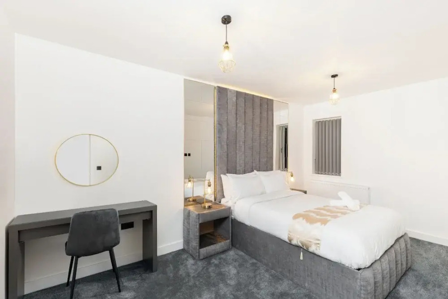 The Suites Inn Hotel