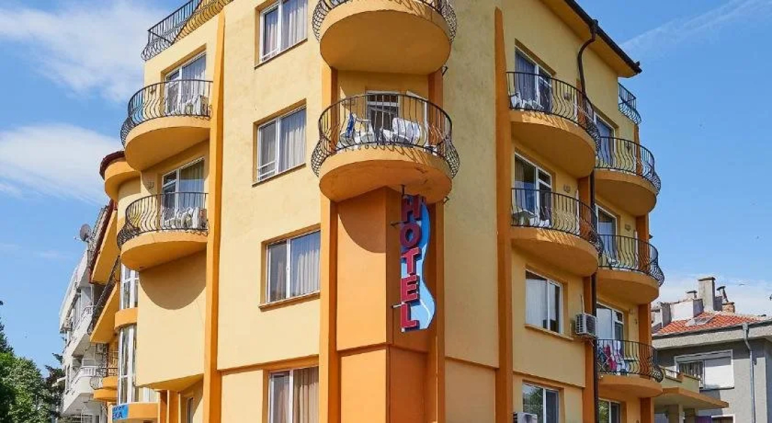 Peneka Hotel