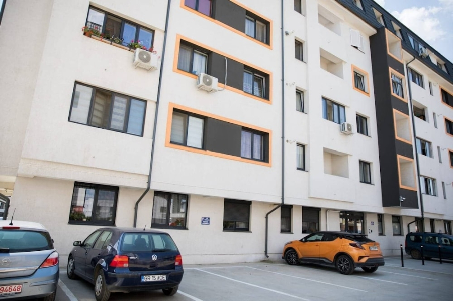 Inviting 1-bed House in Roșu