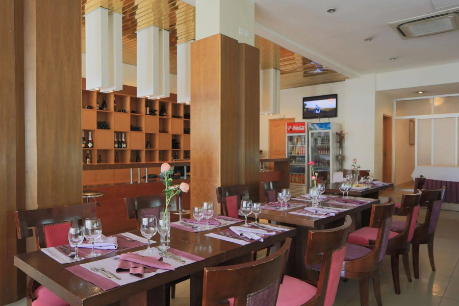 Hotel Ritz Roma Huambo