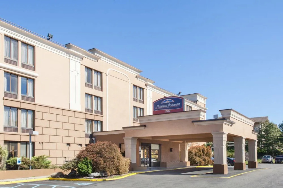 Howard Johnson Inn Suffern
