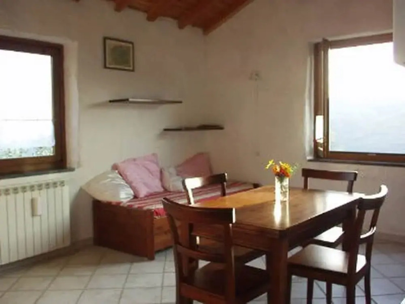 Panoramic Rural House With Garden