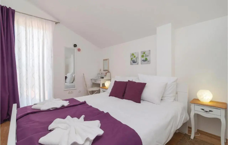 Holiday Home Dicmo with Fireplace 02