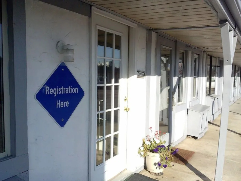 Staybridge Suites Detroit Woodhaven by IHG