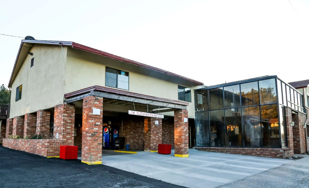 Red Roof PLUS+ Williams - Grand Canyon