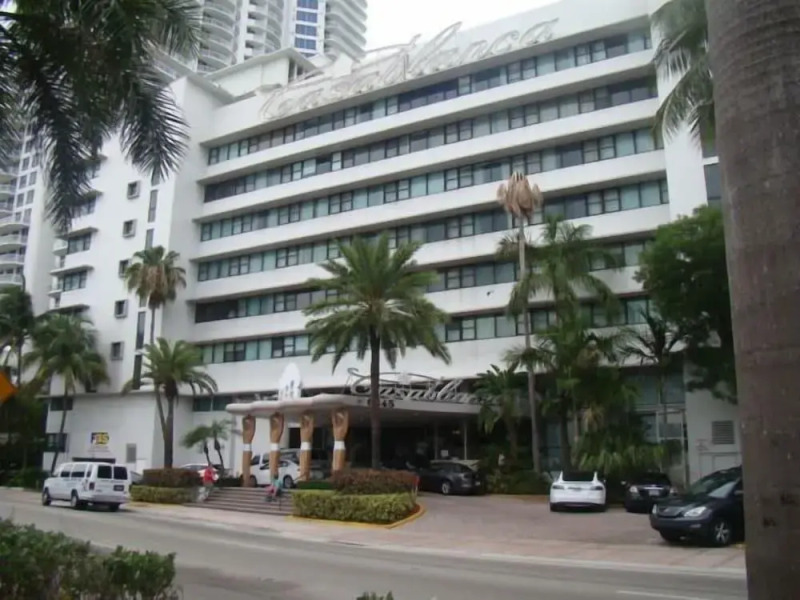 Casablanca by Design Suites Miami