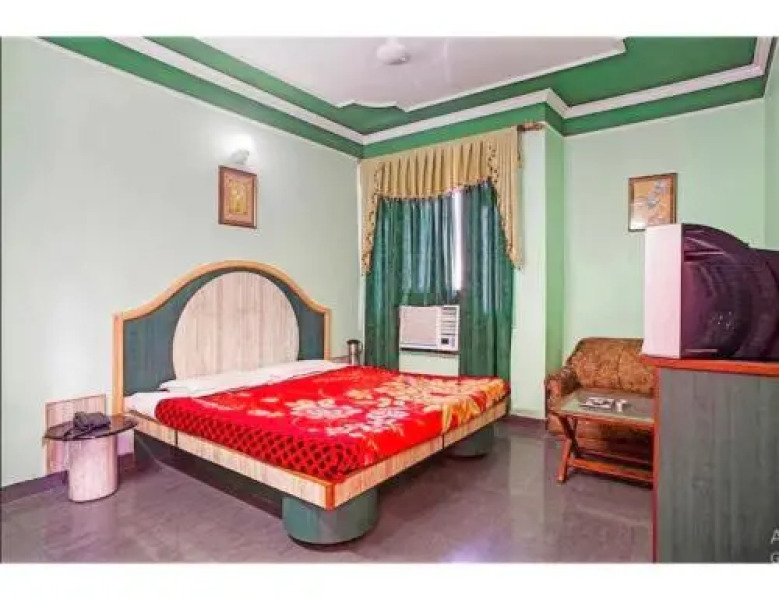 Hotel Chirag International