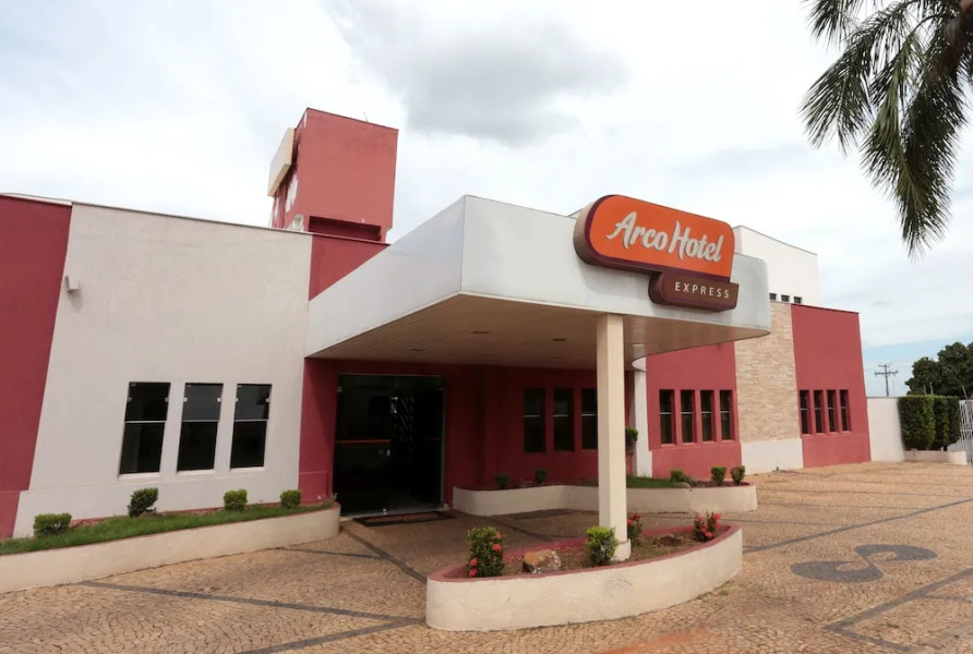 Arco Hotel Araçatuba
