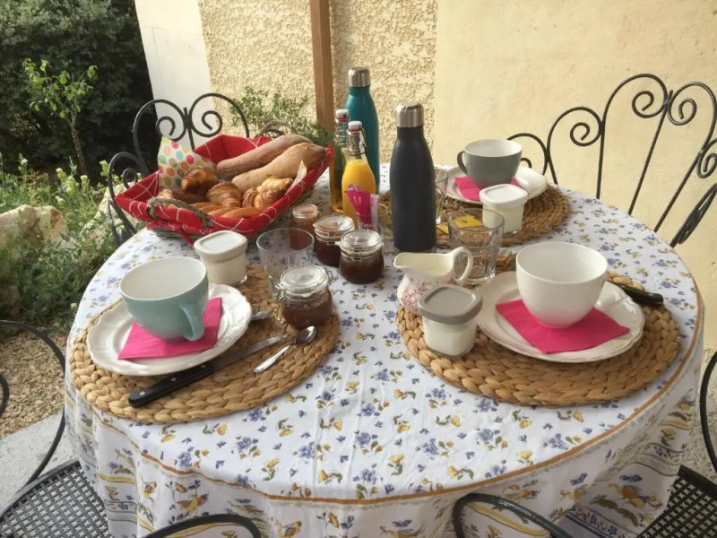 LES SANTOLINES - Studio à la campagne