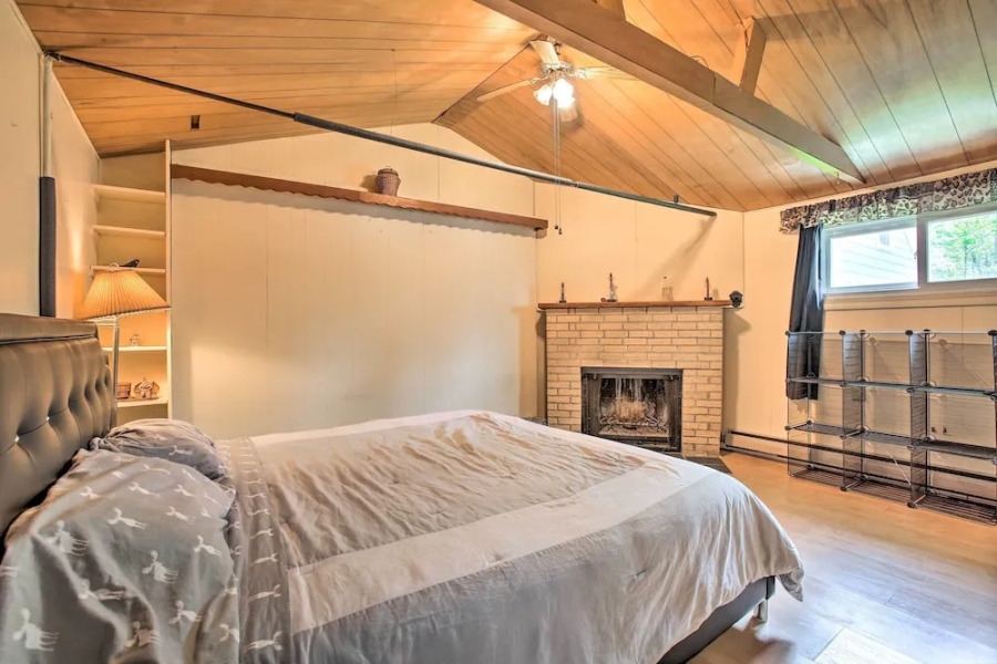 Waterfront Houghton Lake Cabin W/private Dock