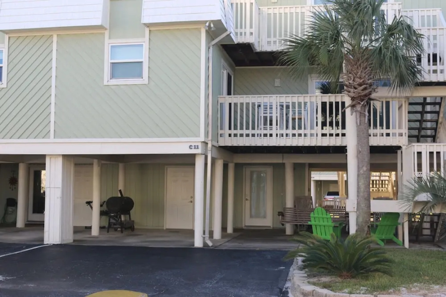 Boardwalk by Surfside VR