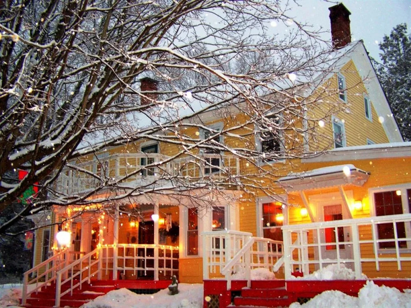 Saratoga Farmstead B&B