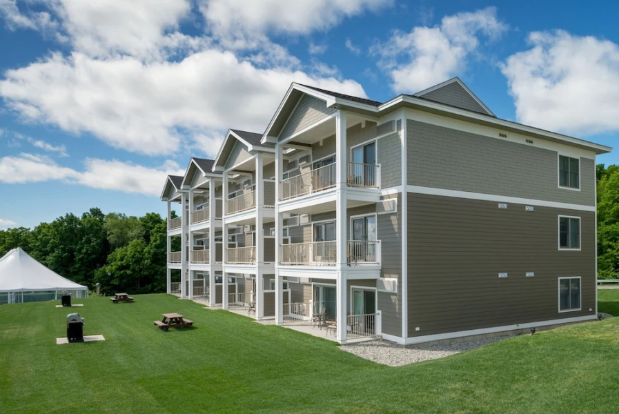 Steele Hill Resorts