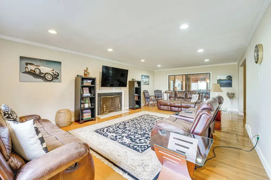 Bloomfield Retreat w/ Pool: 6 Mi to Riverside Park