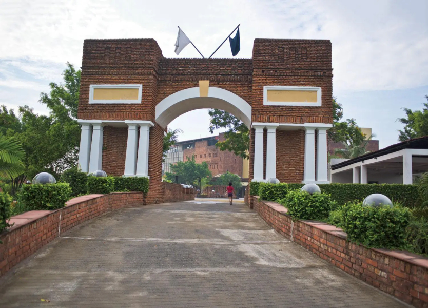 The Ffort Raichak