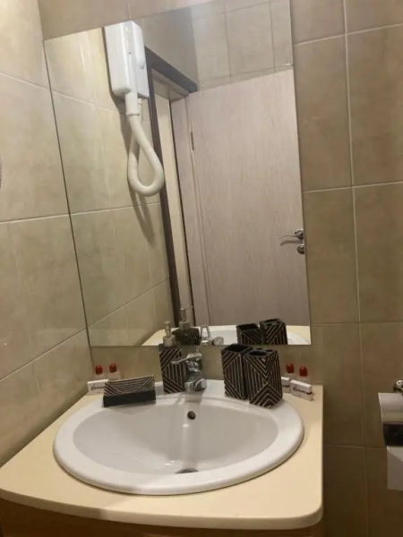 Boutique & Artistic 3 Bedroom Apartment.