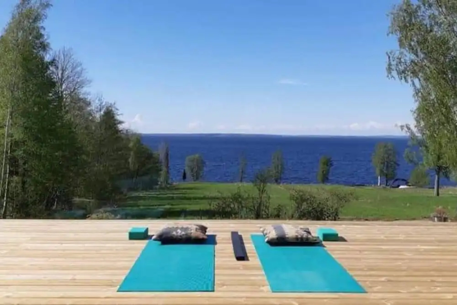 Stunning Sleeps 9 Lakeview Loghome, Spa & Yoga