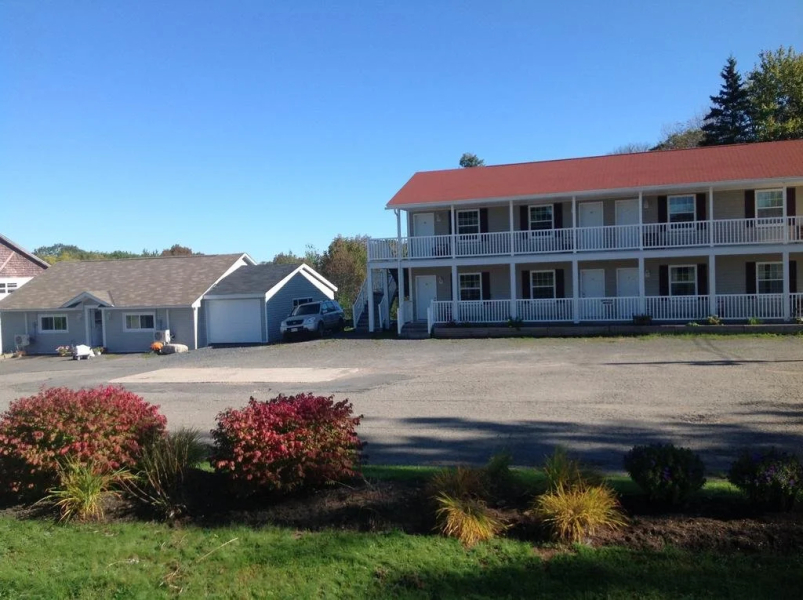 Airport Inn