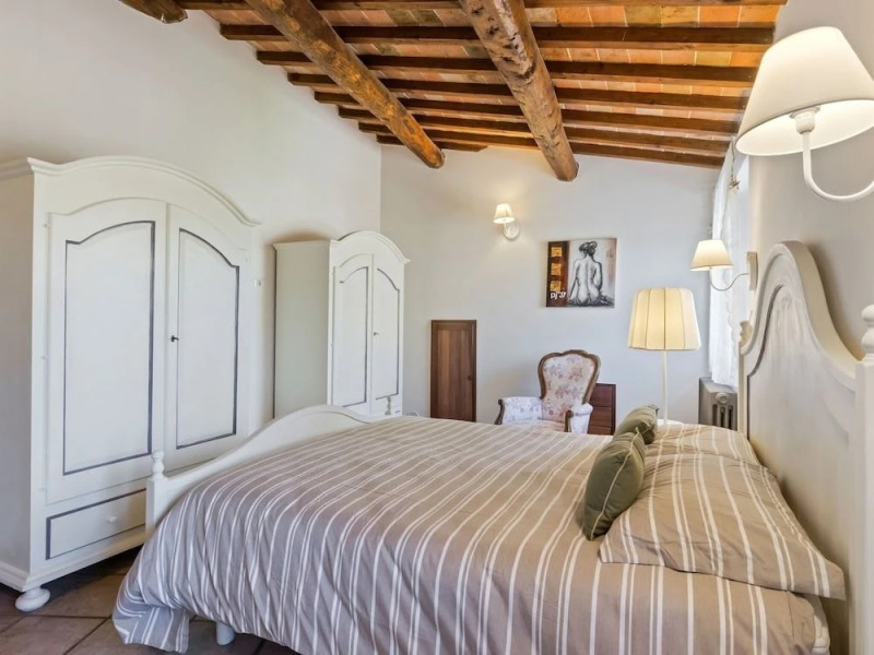 Rustic Holiday Home in Corciano with Swimming Pool