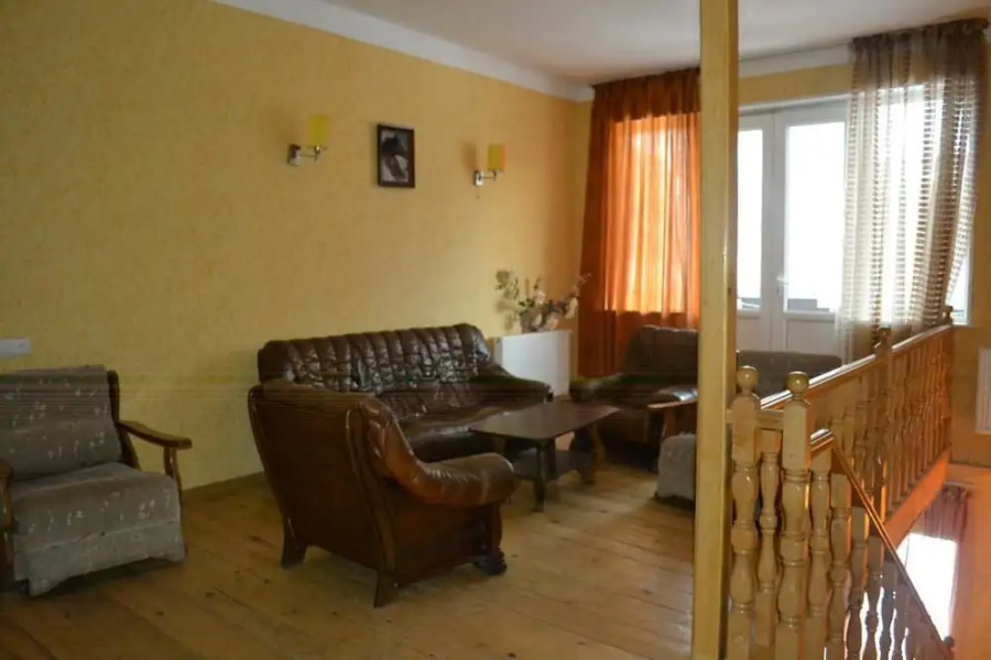 Kvesheti Hotel