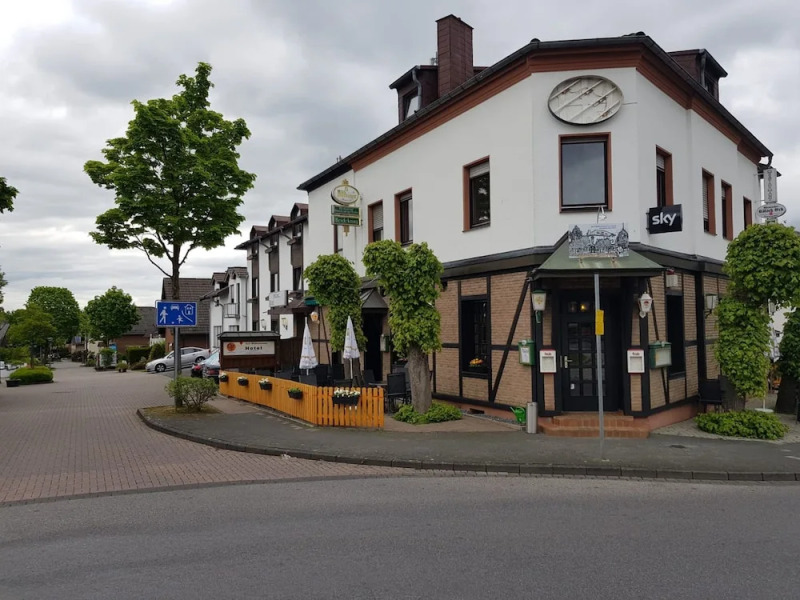 Отель GZ Hotel Airport Köln Bonn