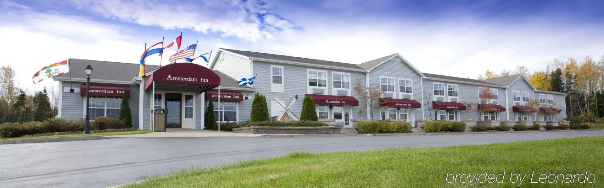 Amsterdam Inn & Suites Moncton