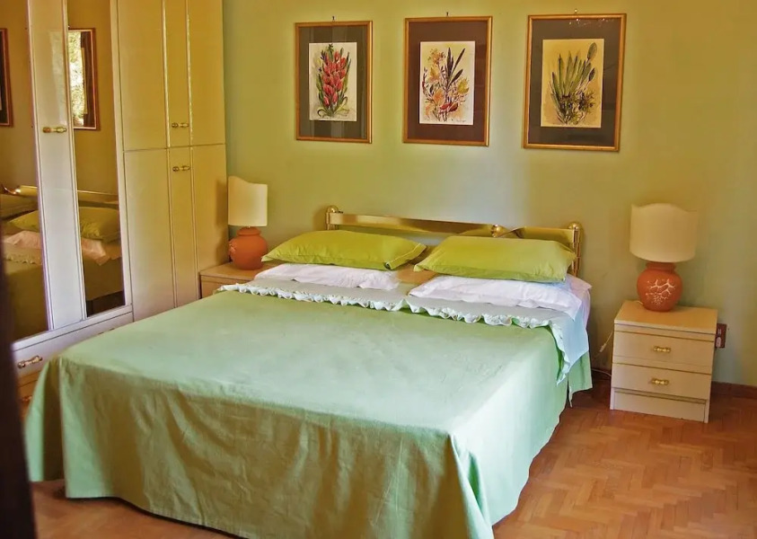 Stunning private villa for 8 guests with WIFI, private pool, TV, terrace, pets allowed and parking