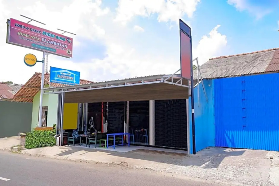 Spot on 2106 Homestay Flamboyan