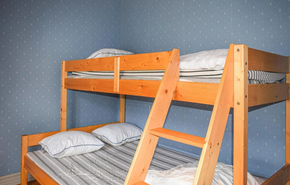 Beautiful Home in Eksjö With 3 Bedrooms, Sauna and Wifi