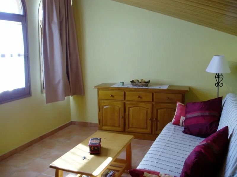 Heritage Cottage in Maians With Swimming Pool