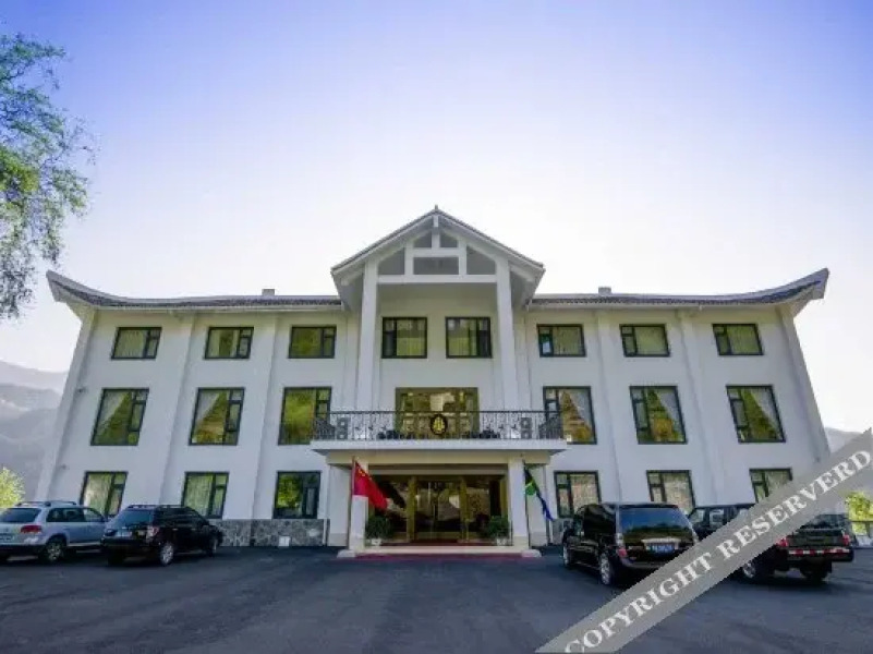 Shennongjia Xiangxiyuan Hotel