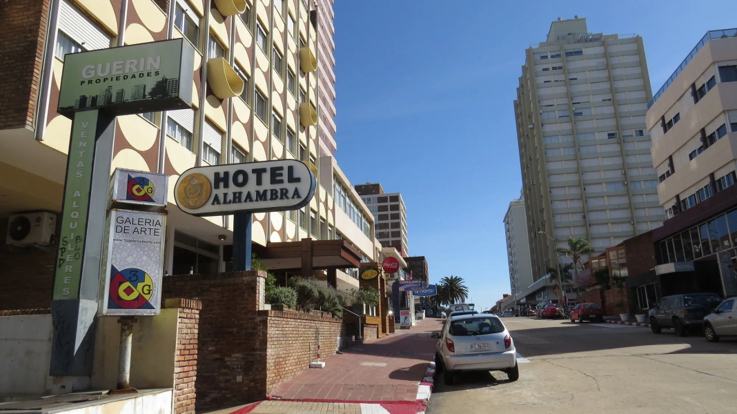 Hotel Alhambra