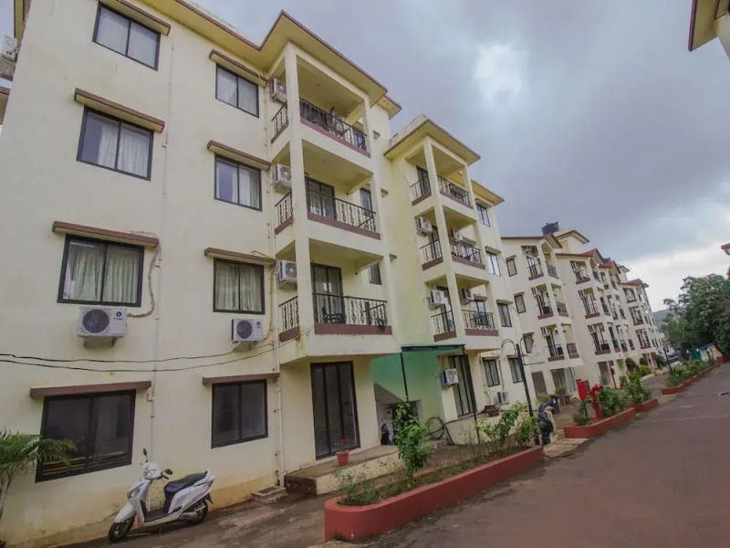 OYO 16805 Home Pool View 2BHK Assagaon