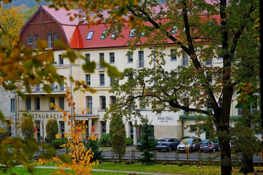 Hotel Dwór Elizy blisko Sky Bridge