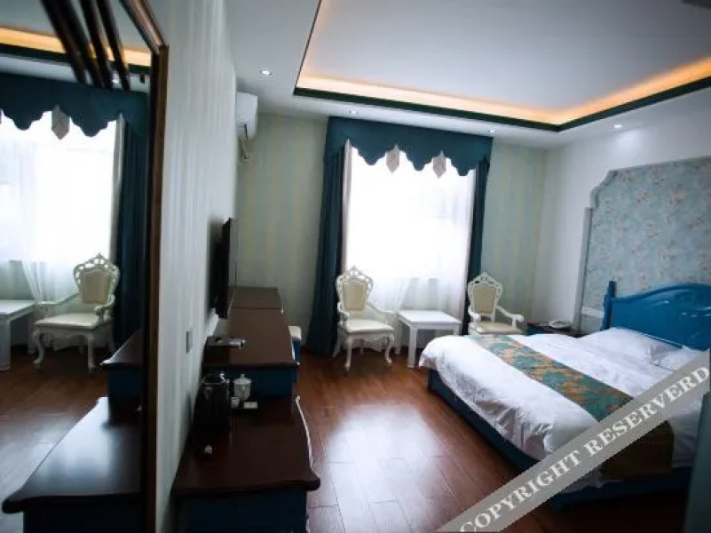 Mengzi 520 Theme Hotel